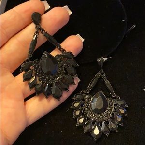 🚨SALE 🚨 5 items for only $25!!